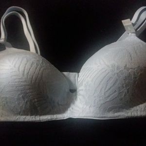 PINK. PUSH UP BRA.  SIZE MEDIUM.